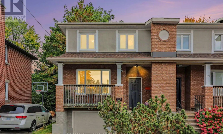 267 St Laurent Boulevard