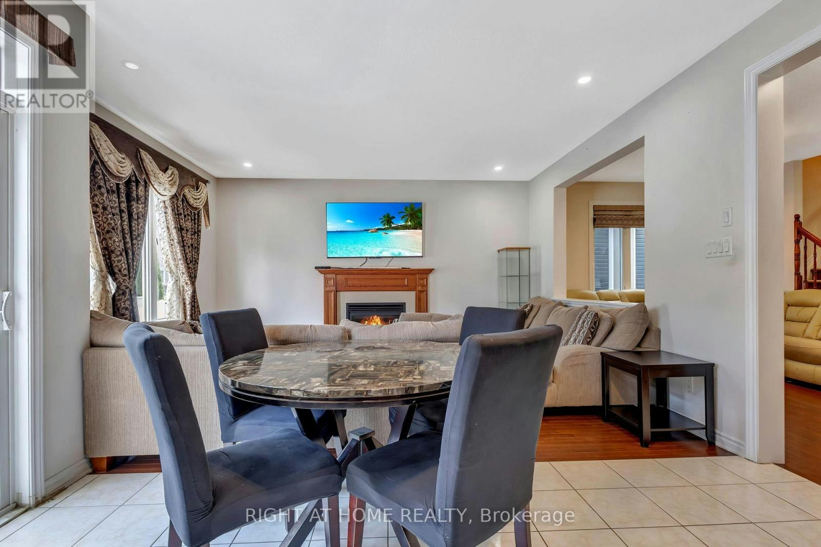 209 Rivertree Street, Ottawa, ON, K2M 0J4 - 17