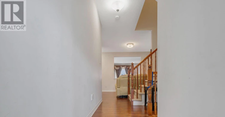 209 Rivertree Street, Ottawa, ON, K2M 0J4 - 5
