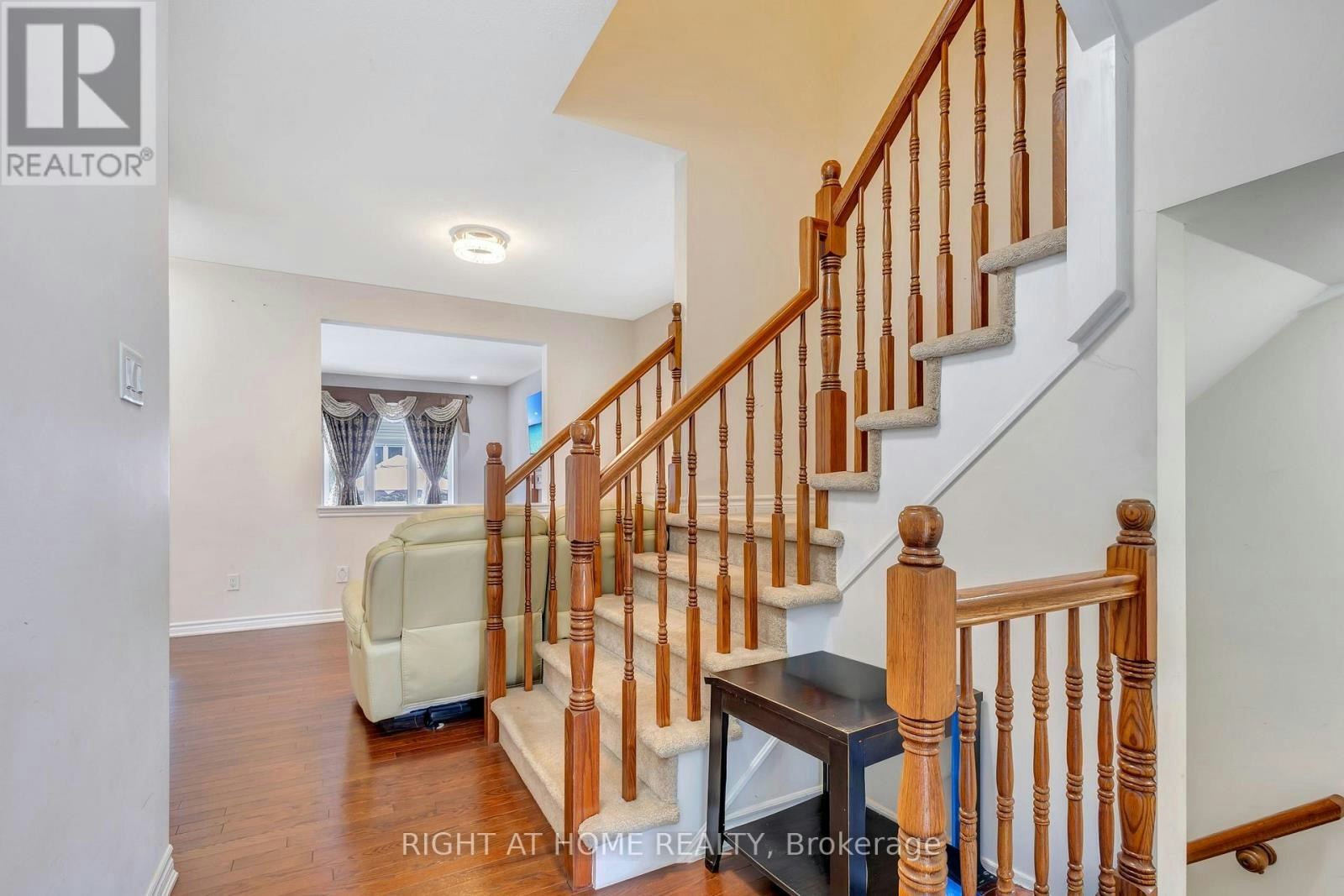 209 Rivertree Street, Ottawa, ON, K2M 0J4 - 6