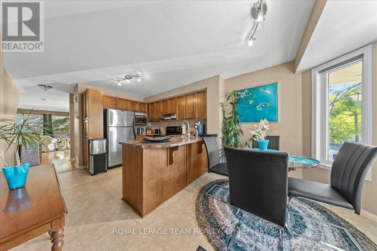 100 Bonfield Private, Ottawa, ON, K4A 5E4 - 3