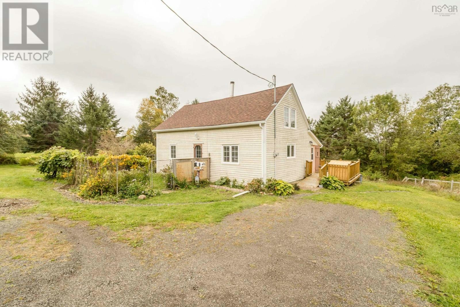 309 201 Highway, Moschelle, NS, B0S 1A0