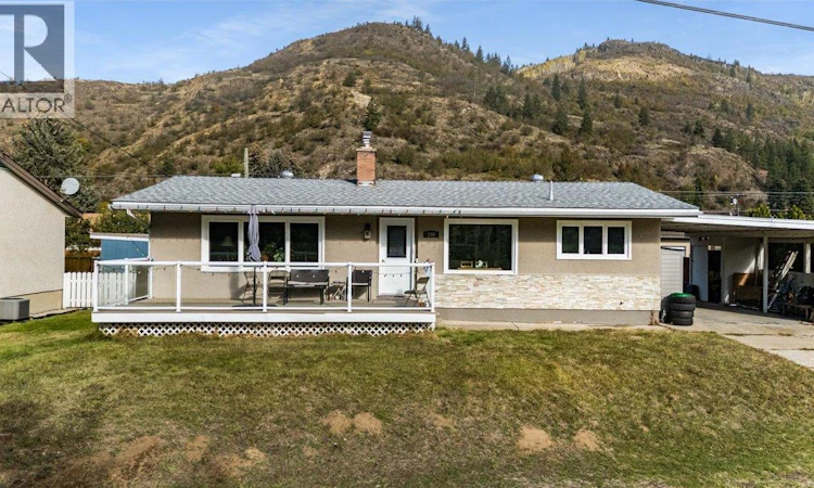 290 8th Avenue