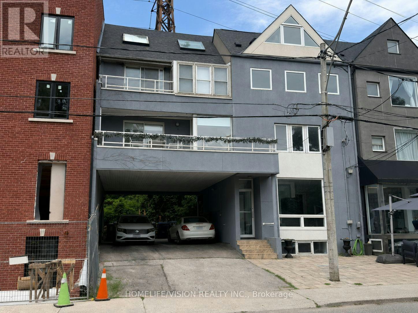 400 Summerhill Avenue, Toronto, ON, M4W 2E4