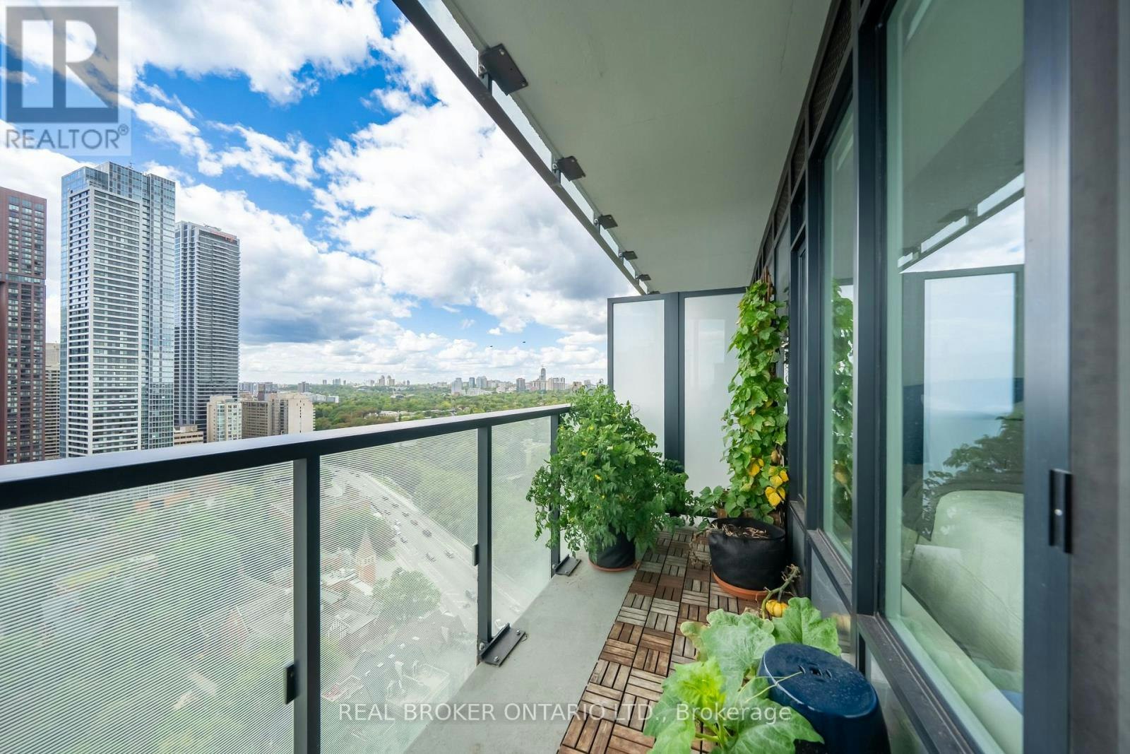 2108-575 Bloor Street E, Toronto, ON, M4W 0B2 - 15