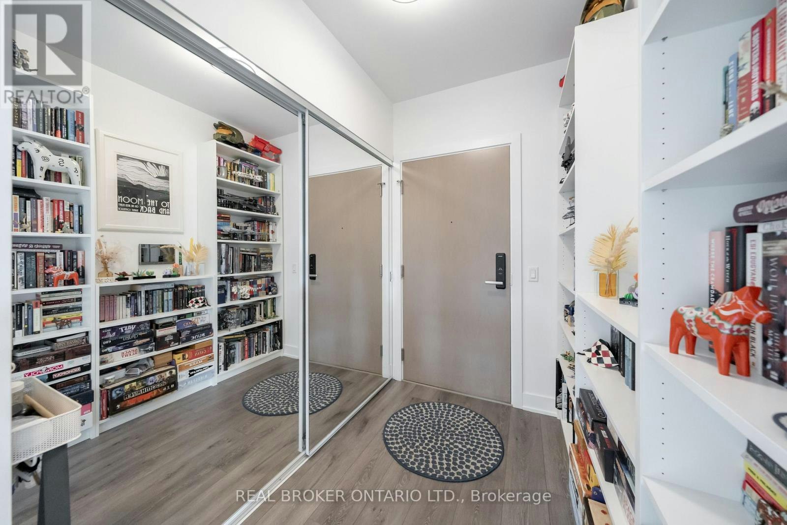 2108-575 Bloor Street E, Toronto, ON, M4W 0B2 - 2