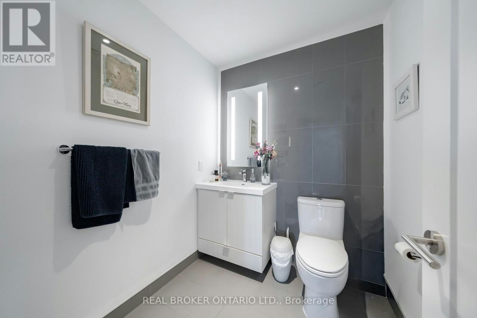 2108-575 Bloor Street E, Toronto, ON, M4W 0B2 - 13