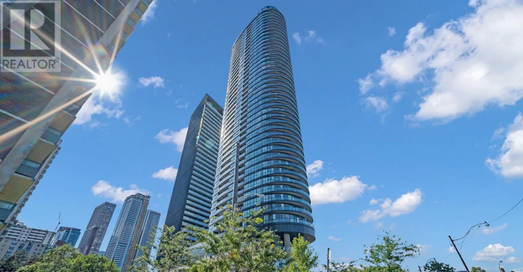 516-585 Bloor Street E, Toronto, ON, M4W 0B3