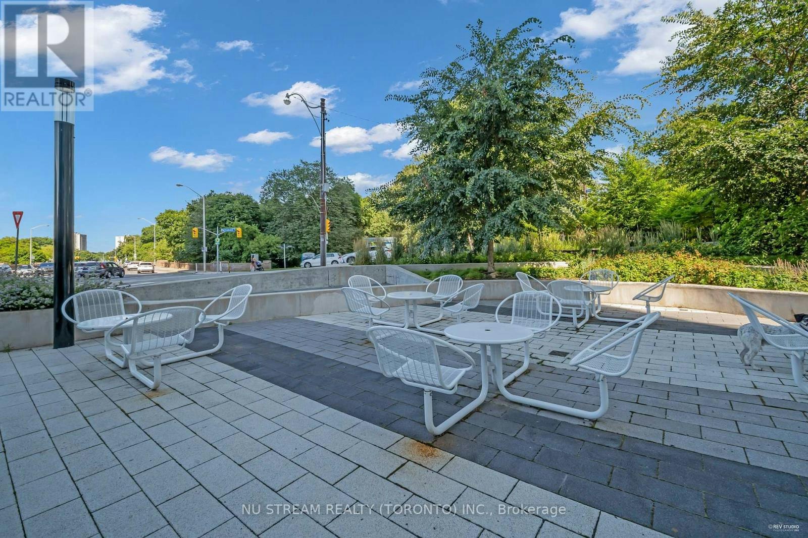 516-585 Bloor Street E, Toronto, ON, M4W 0B3 - 32