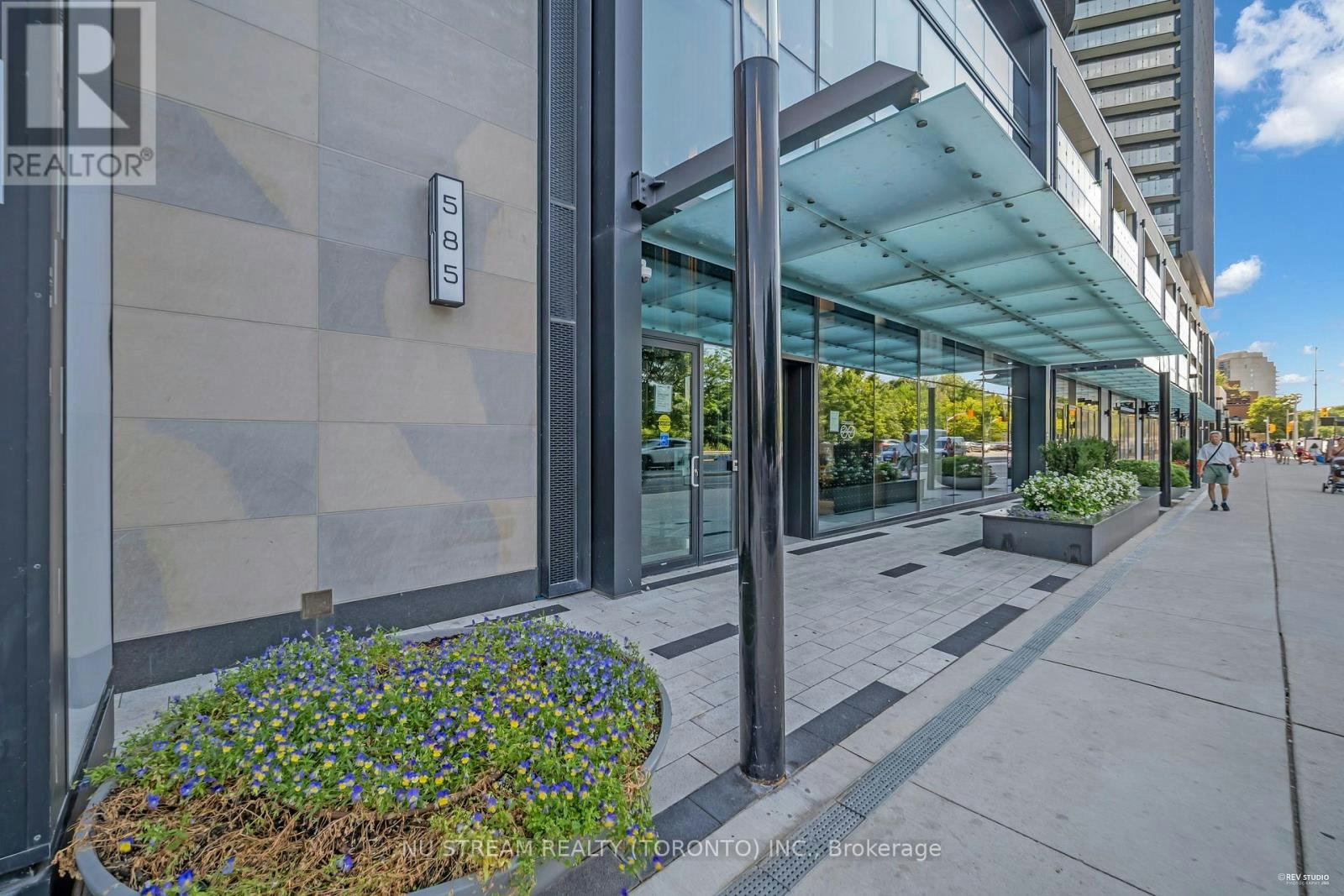 516-585 Bloor Street E, Toronto, ON, M4W 0B3 - 4