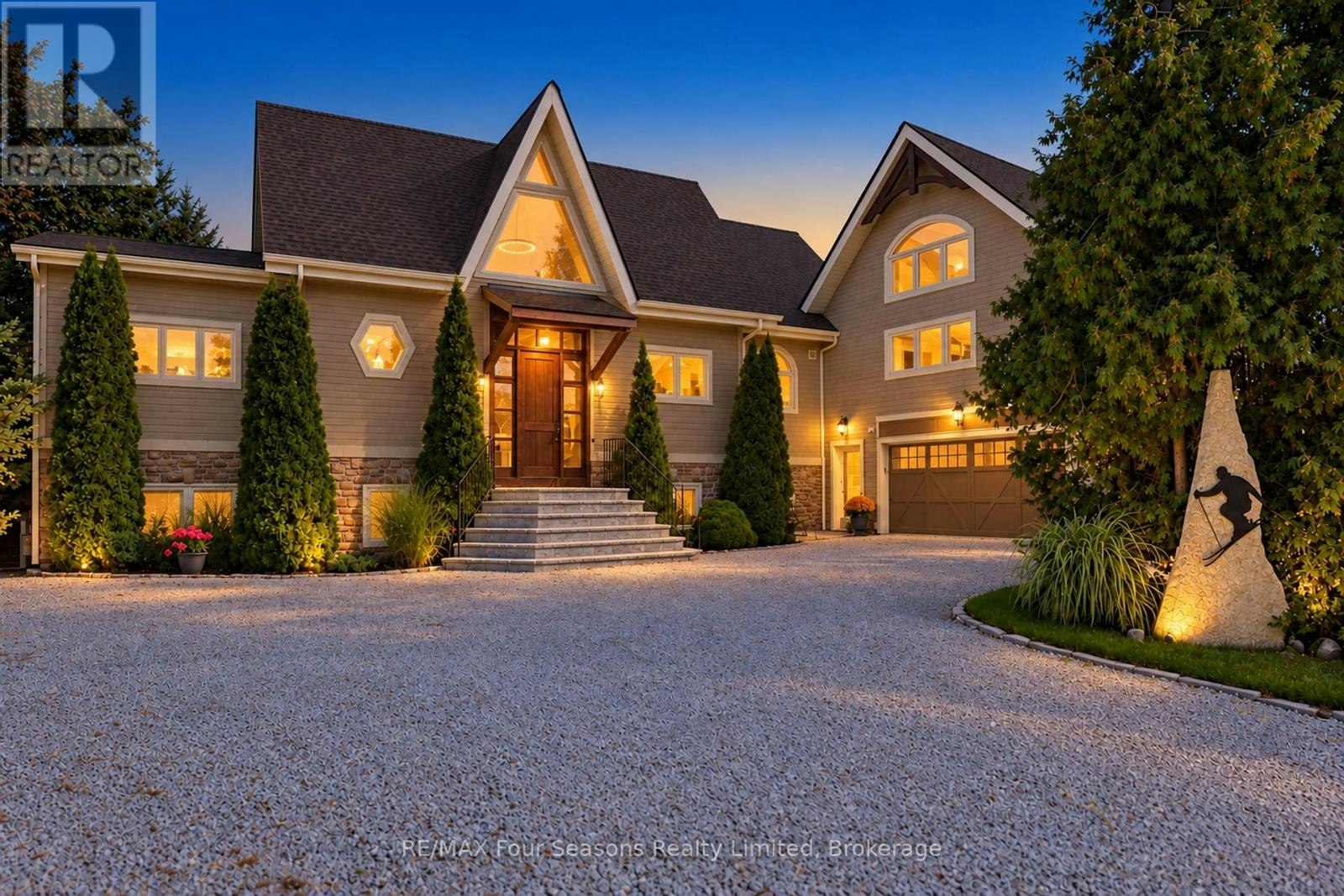147 Lakeshore Road E, Blue Mountains, ON, L9Y 0M9