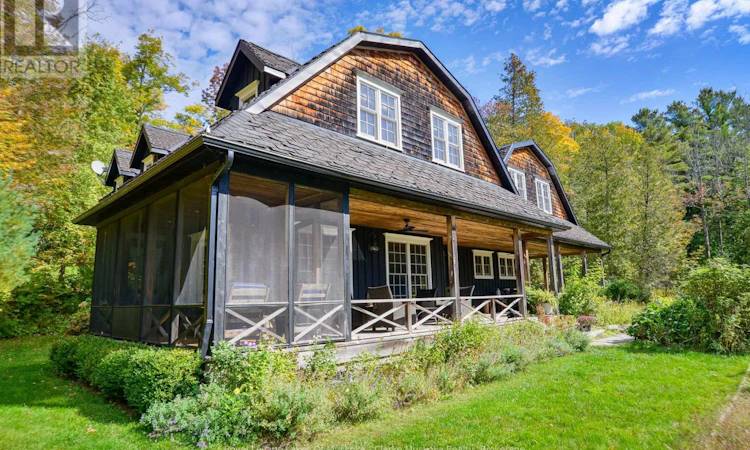 1-1311 Hemlock Point Road