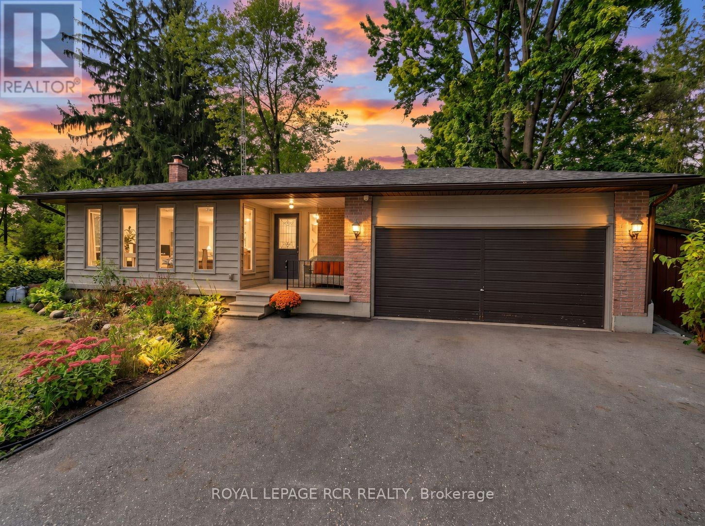19842 Yonge Street, East Gwillimbury, ON, L9N 1A9