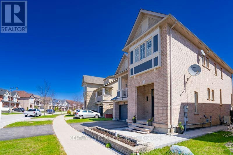 145 Silver Maple Road, Richmond Hill, ON, L4E 4Y8 - 2