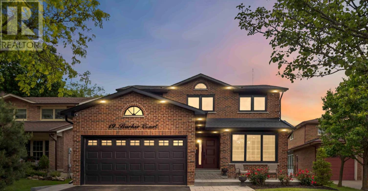 19 Barker Court, Markham, ON, L3P 3X9