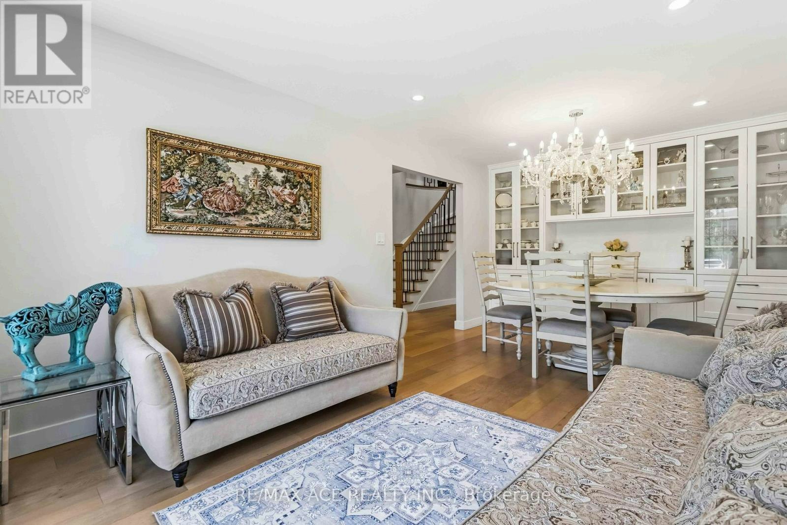 19 Barker Court, Markham, ON, L3P 3X9 - 11