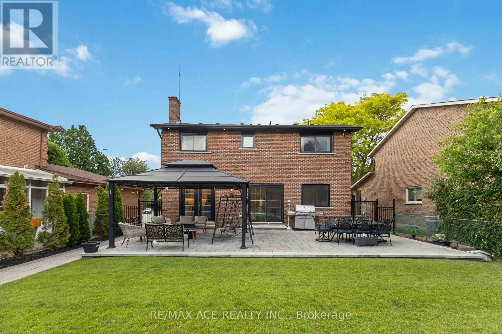 19 Barker Court, Markham, ON, L3P 3X9 - 47