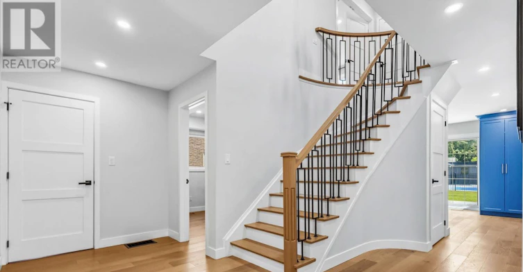 19 Barker Court, Markham, ON, L3P 3X9 - 26