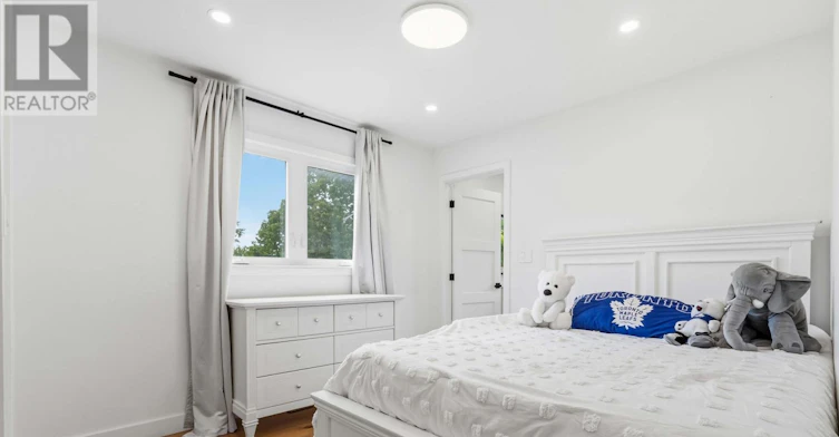 19 Barker Court, Markham, ON, L3P 3X9 - 38