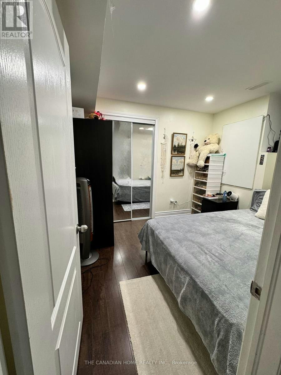 120 Viceroy Crescent, Brampton, ON, L7A 1V4 - 4