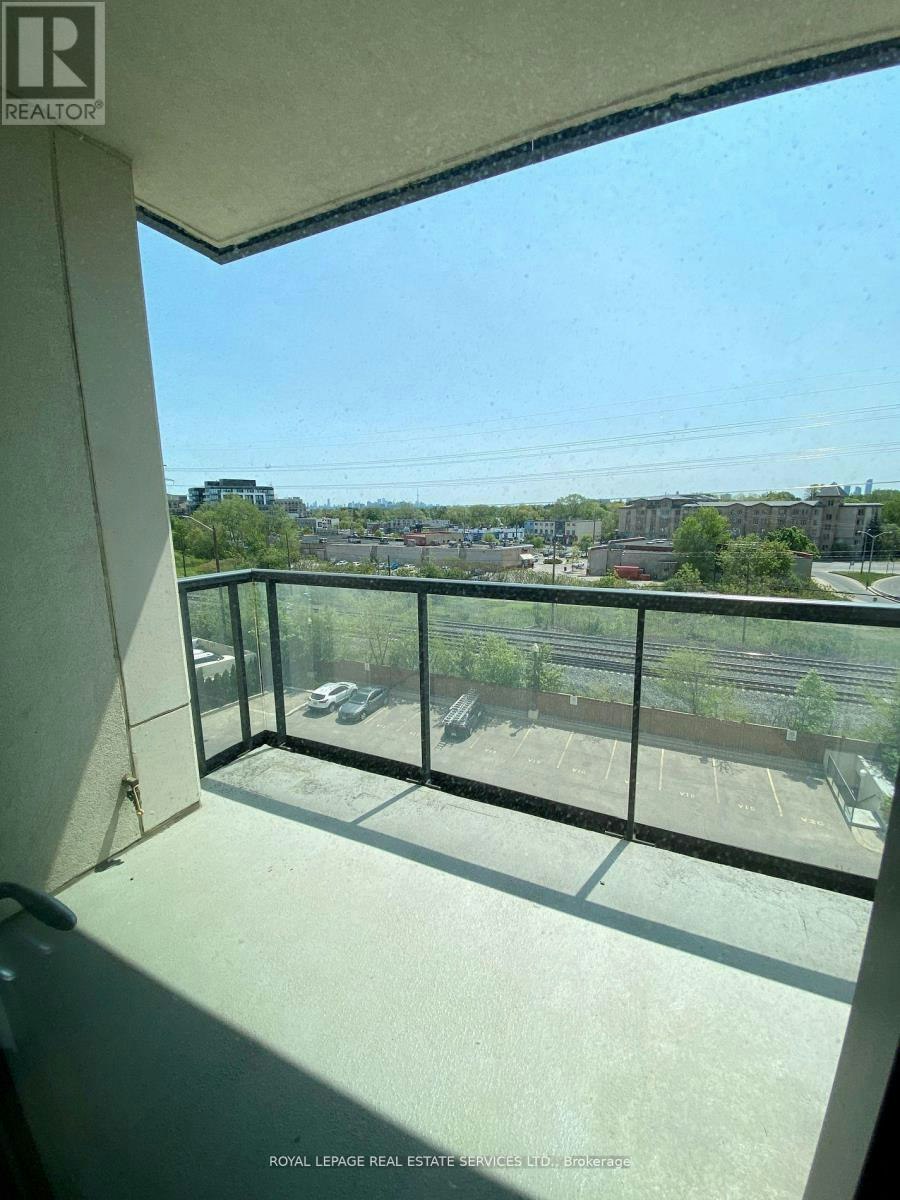 502-1135 Royal York Road, Toronto, ON, M9A 0C3 - 18