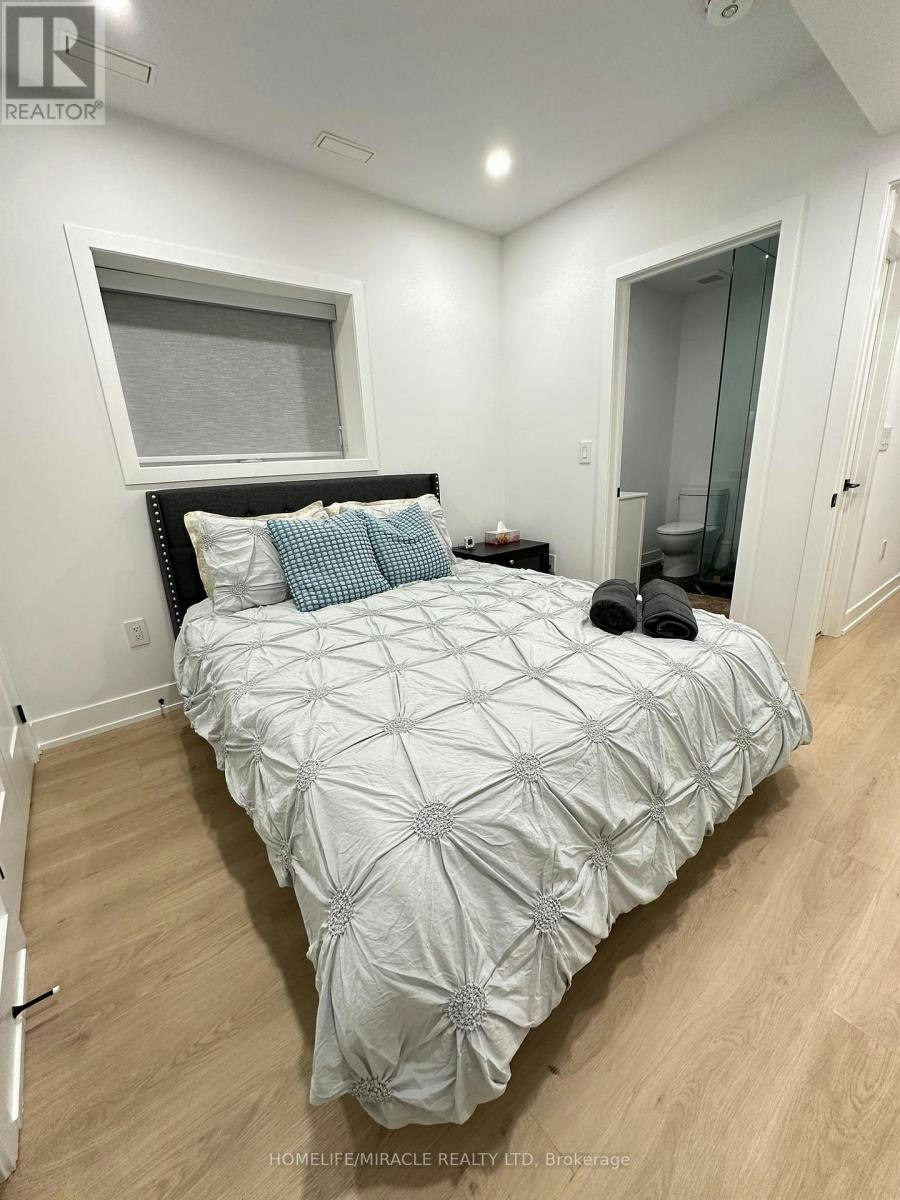 BASEMENT-1351 Northmount Avenue, Mississauga, ON, L5E 1Y4 - 7
