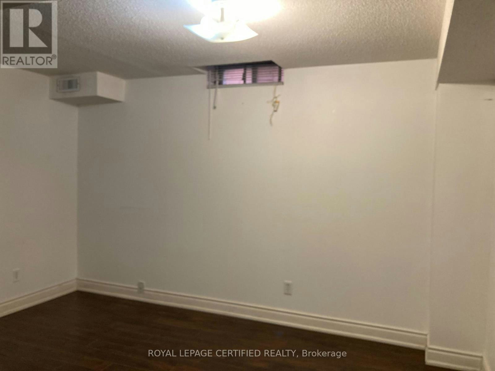BSMT-5480 Whitehorn Avenue, Mississauga, ON, L5V 1V5 - 8