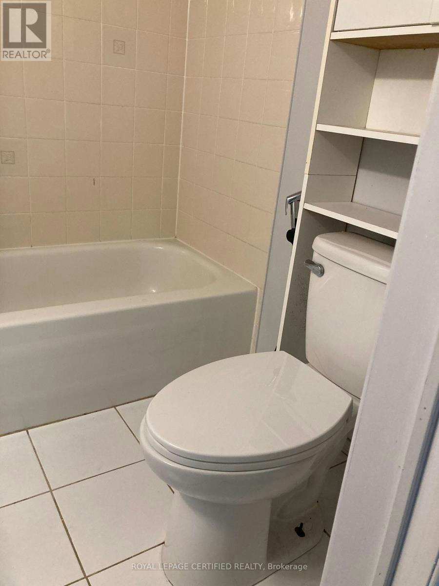 BSMT-5480 Whitehorn Avenue, Mississauga, ON, L5V 1V5 - 10