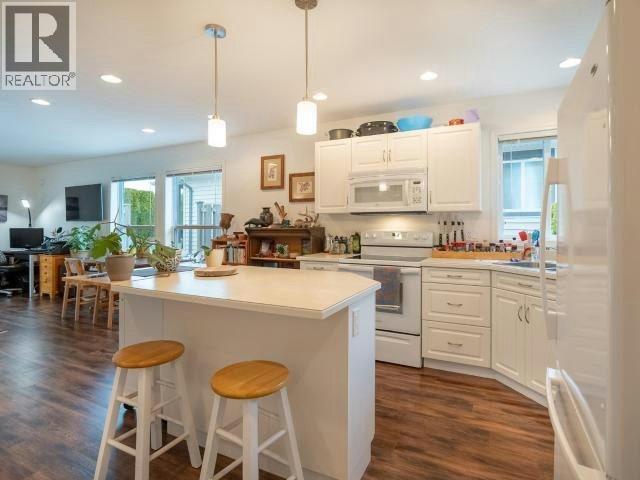 4-4415 Manson Avenue, Powell River, BC, V8A 0A5 - 2