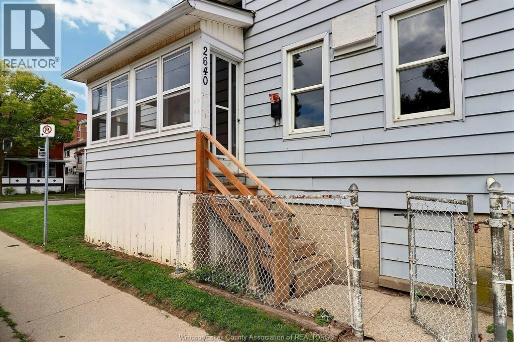 2640 Whelpton, Windsor, ON, N8Y 1V6