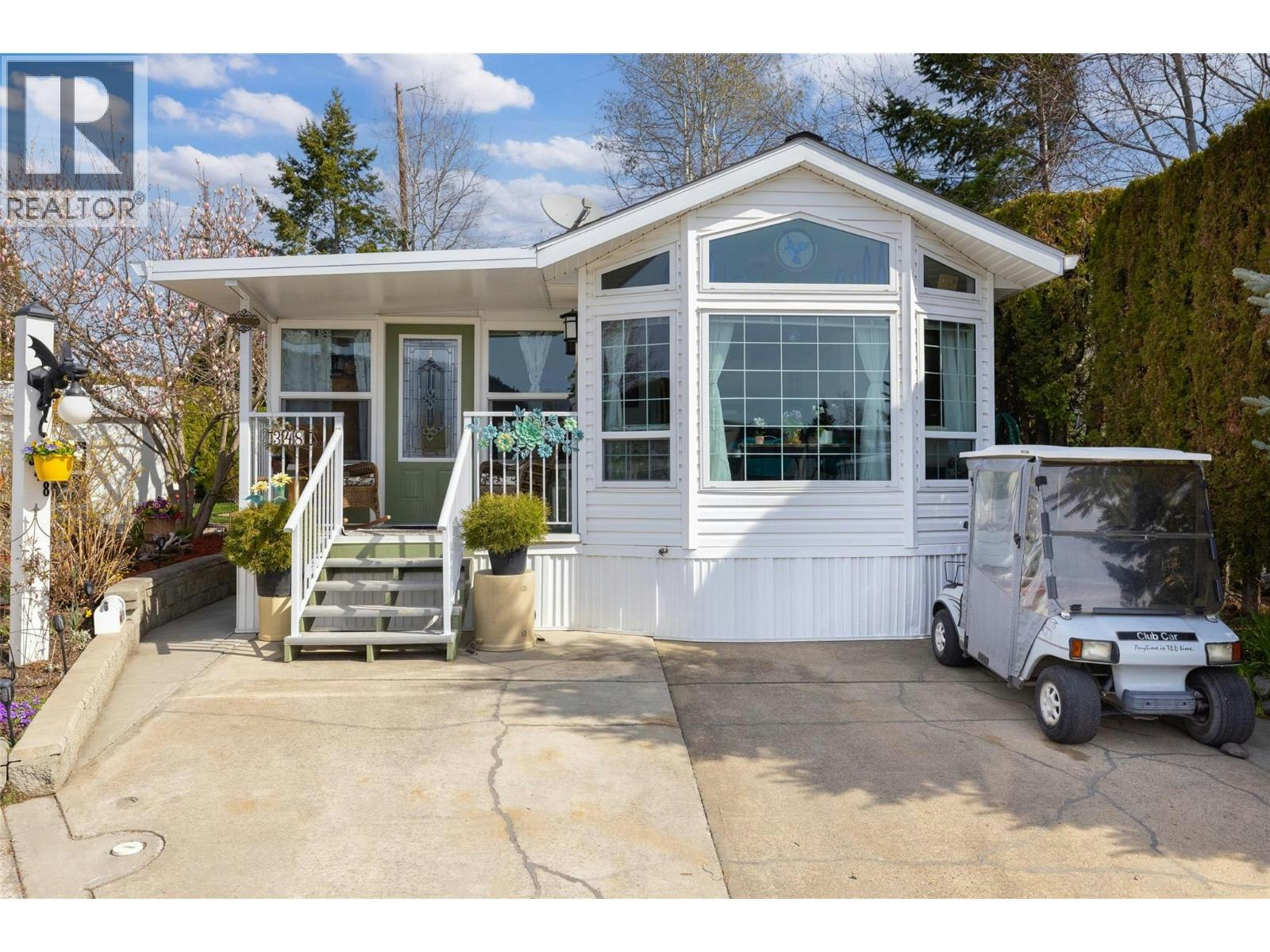 348-415 Commonwealth Road, Kelowna, BC, V4V 1P4