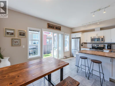 125-3363 Wilson Street - 5
