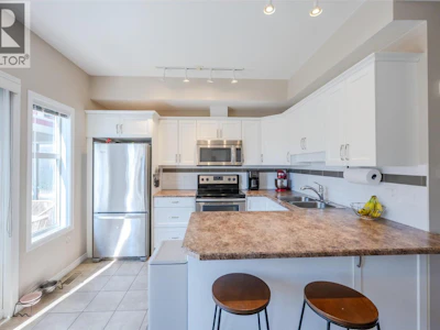 125-3363 Wilson Street - 4