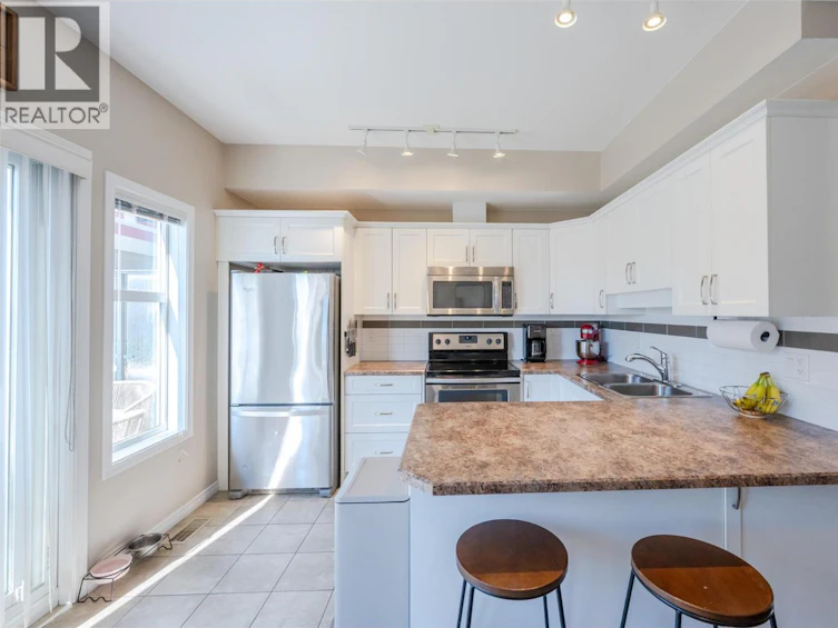 125-3363 Wilson Street, Penticton, BC, V2A 9G7 - 4