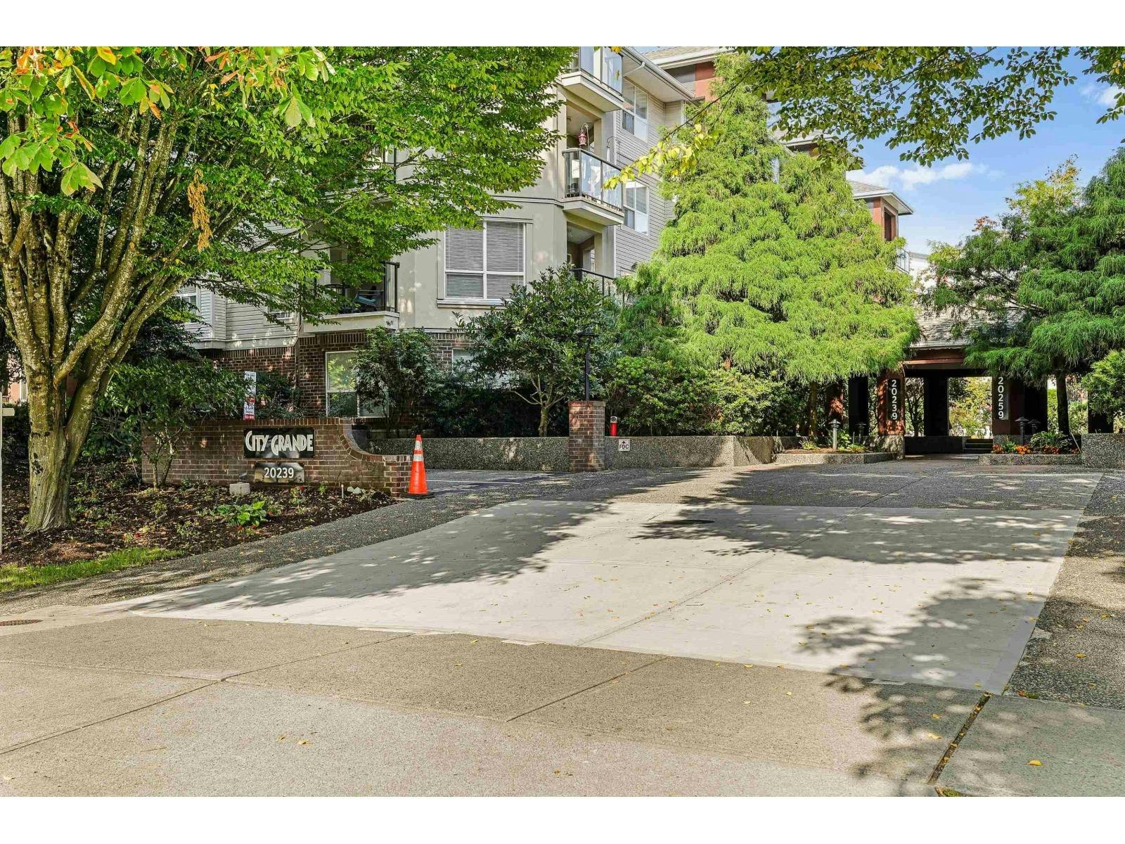 107-20239 Michaud Crescent, Langley, BC, V3A 8L1