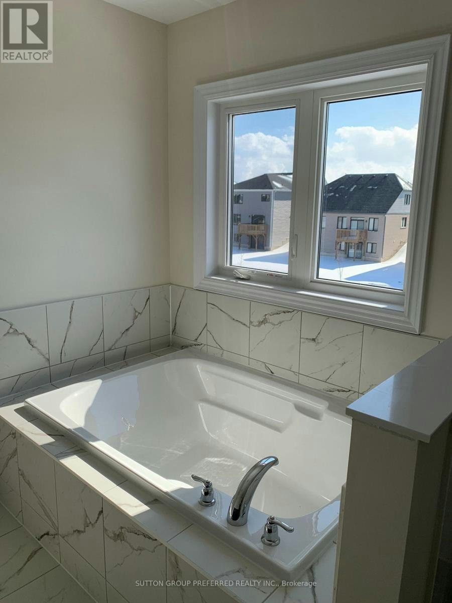 271 Vanilla Trail, Thorold, ON, L2V 0L3 - 7
