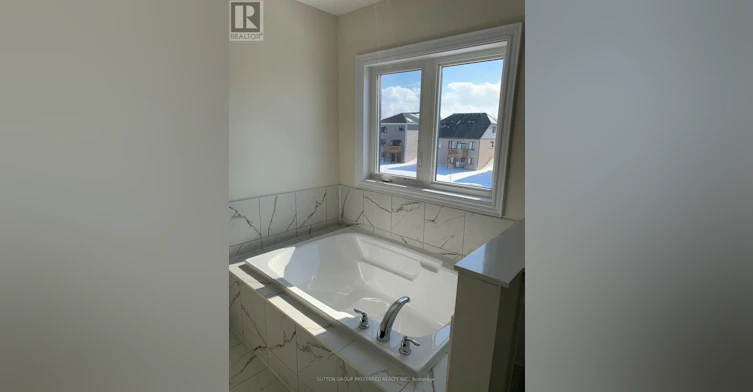 271 Vanilla Trail, Thorold, ON, L2V 0L3 - 7