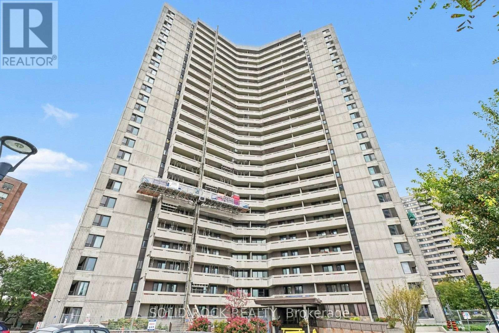 402-1171 Ambleside Drive, Ottawa, ON, K2B 8E1
