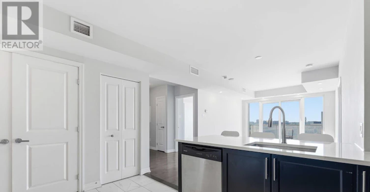 1402-195 Besserer Street, Ottawa, ON, K1N 0B6 - 12