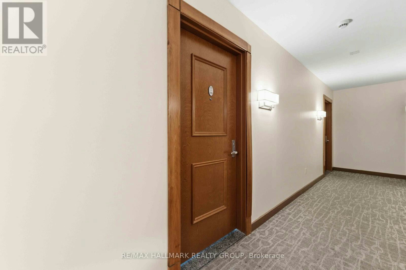 1402-195 Besserer Street, Ottawa, ON, K1N 0B6 - 4