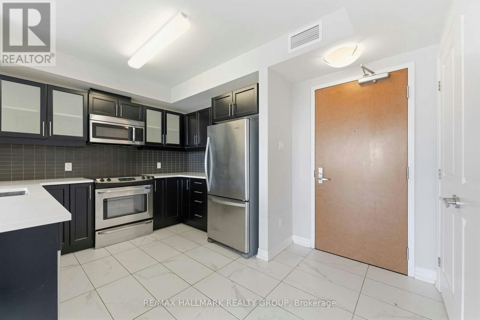 1402-195 Besserer Street, Ottawa, ON, K1N 0B6 - 7
