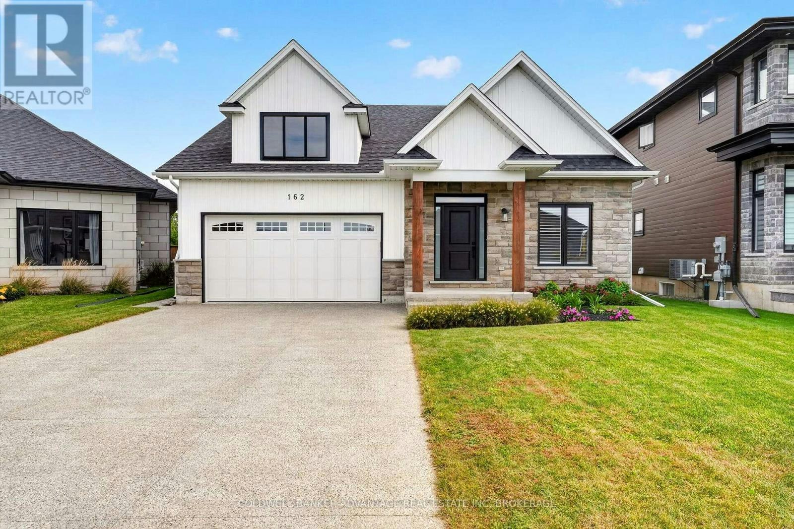 162 Viger Drive, Welland, ON, L3B 0E4