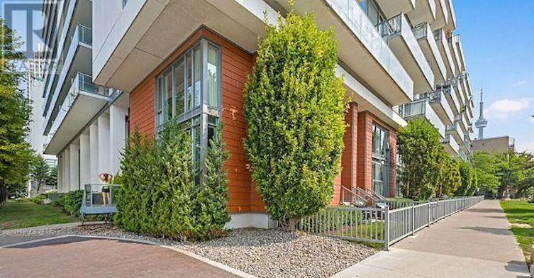 911-90 Stadium Road, Toronto, ON, M5V 3W5 - 48