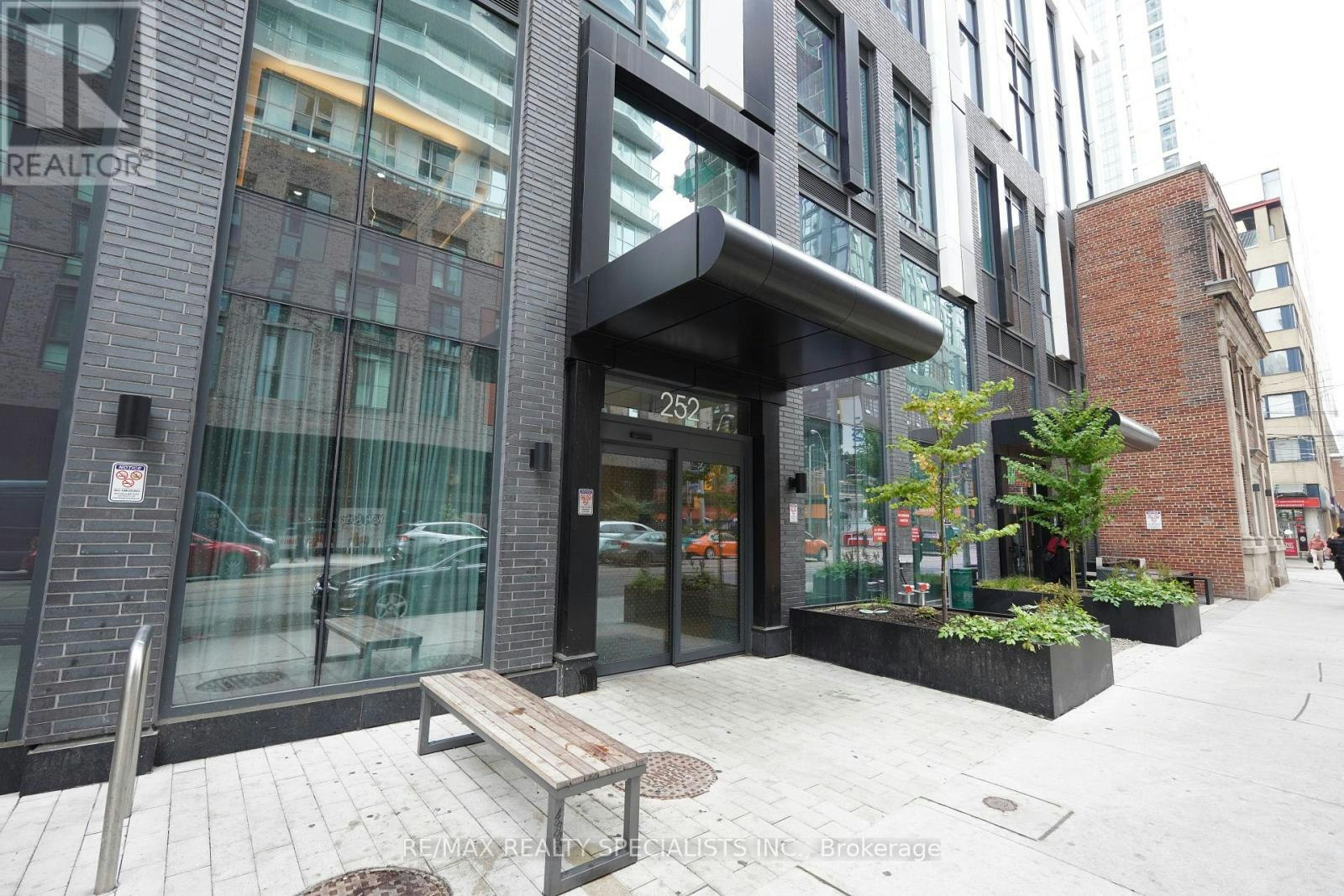 908-252 Church Street, Toronto, ON, M5B 1Z2 - 39