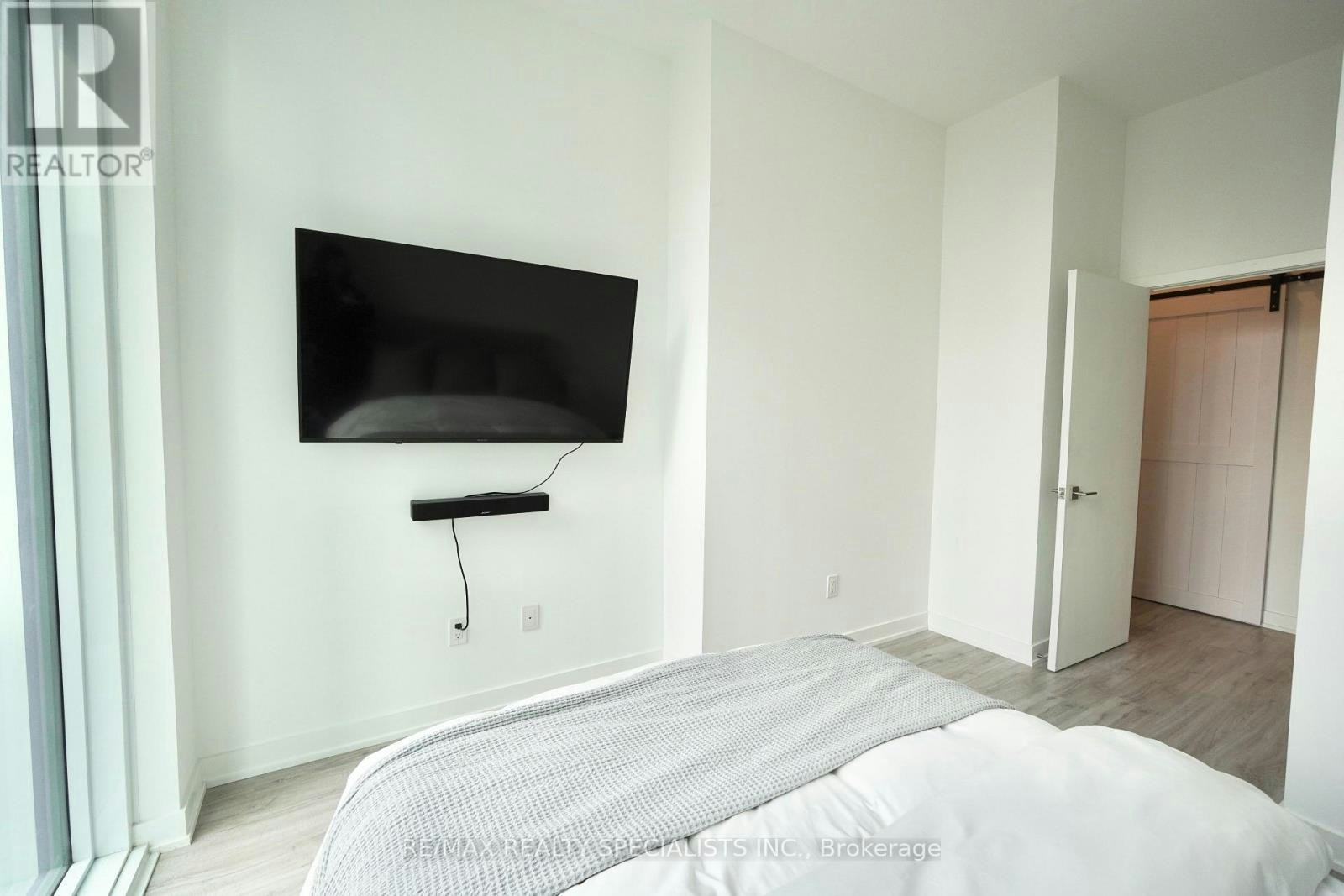 908-252 Church Street, Toronto, ON, M5B 1Z2 - 9