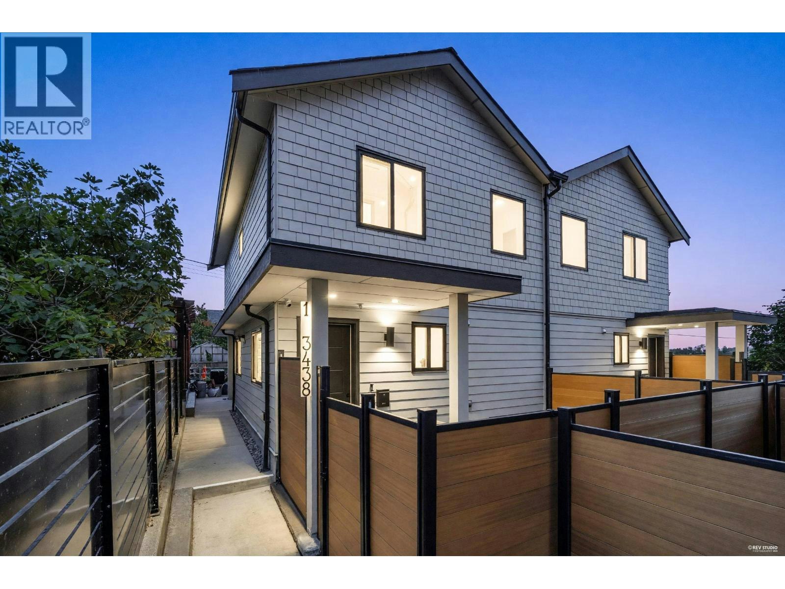 1-3438 Triumph Street, Vancouver, BC, V5K 1T8