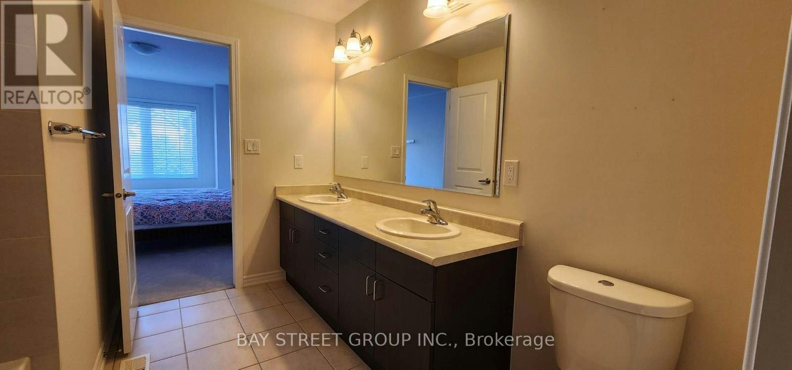 246 Degraaf Crescent, Aurora, ON, L4G 0X1 - 20