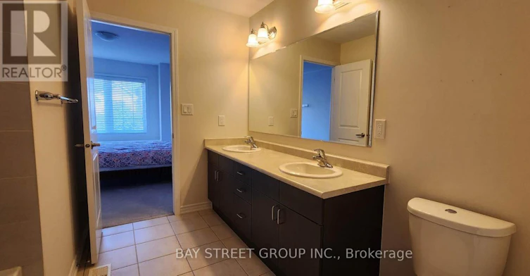 246 Degraaf Crescent, Aurora, ON, L4G 0X1 - 20