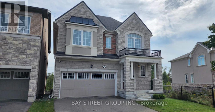 246 Degraaf Crescent, Aurora, ON, L4G 0X1