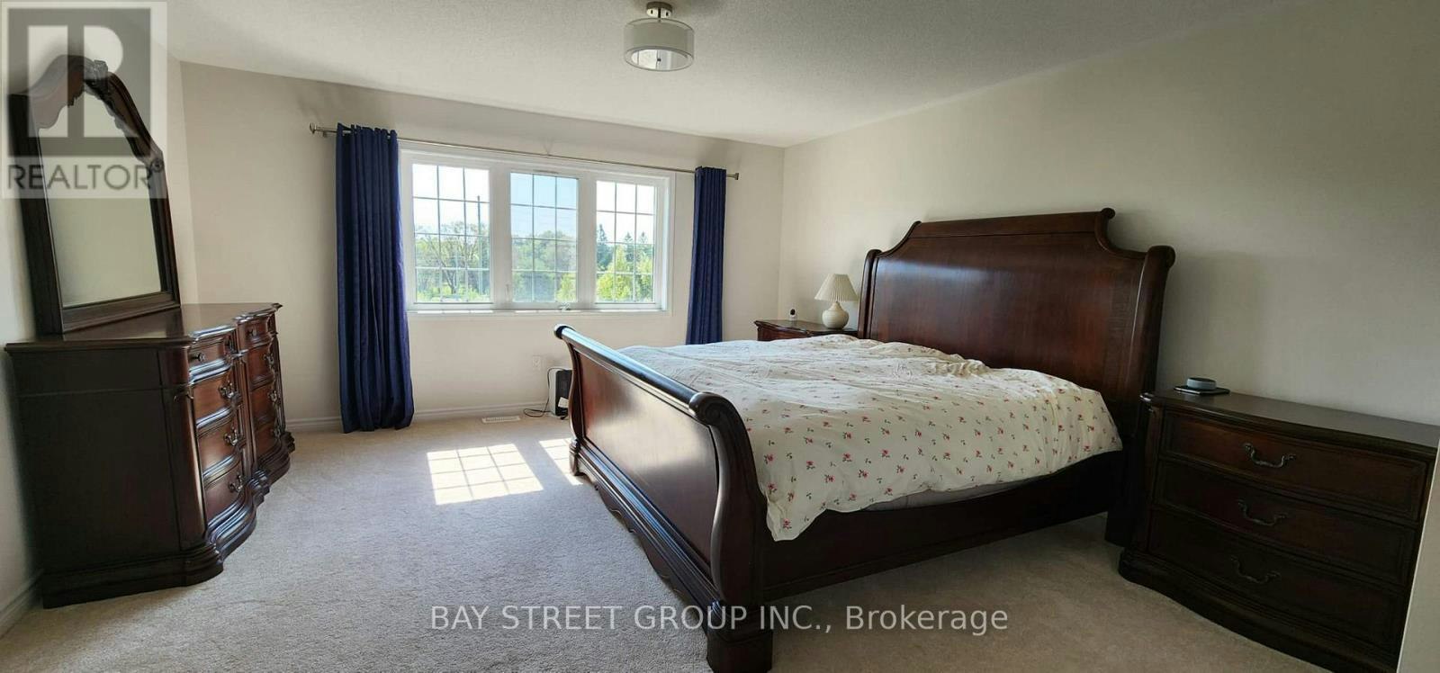 246 Degraaf Crescent, Aurora, ON, L4G 0X1 - 12